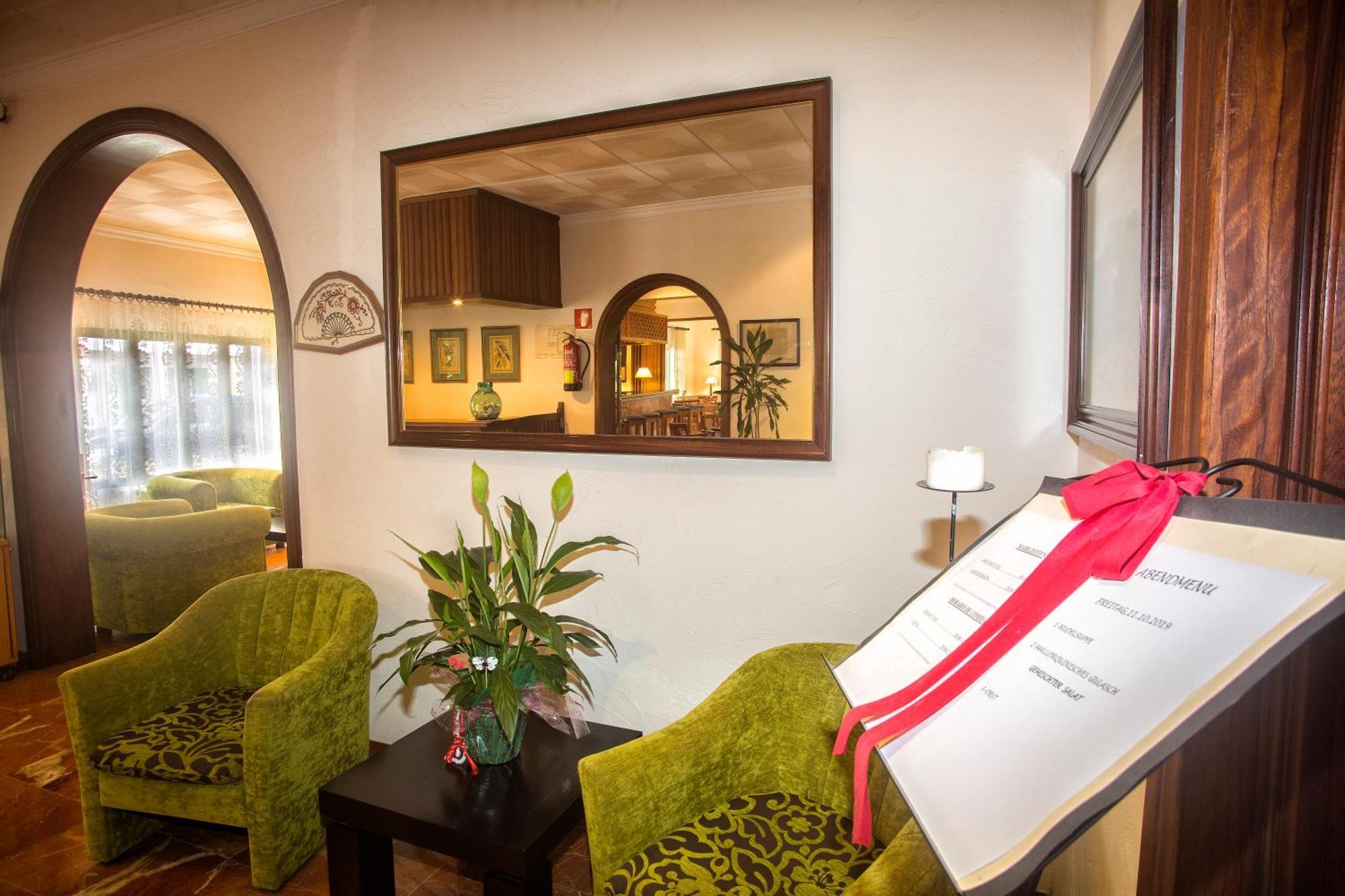 Hotel Martorell By Mhr Colonia de Sant Jordi Exterior foto