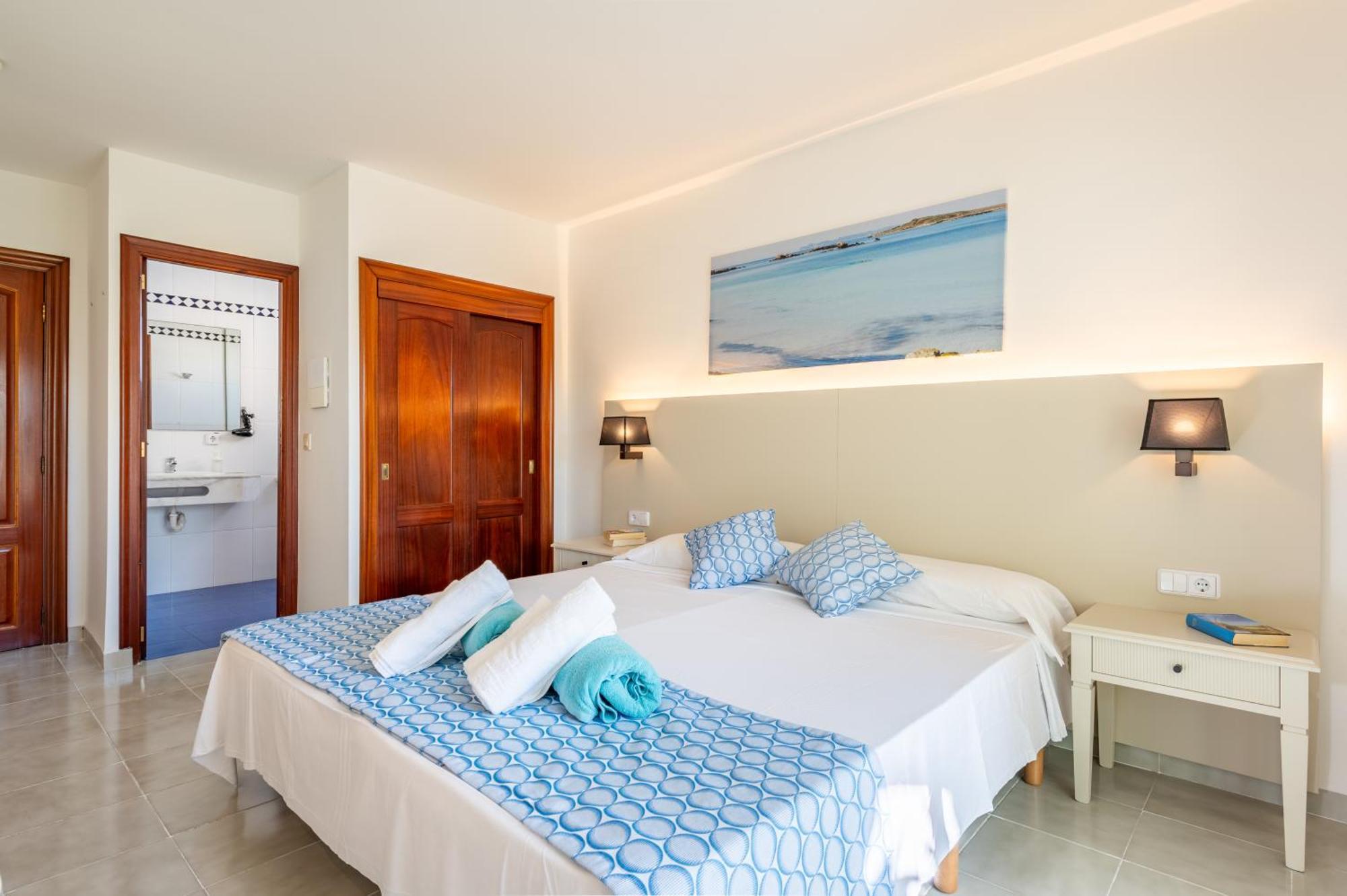 Hotel Martorell By Mhr Colonia de Sant Jordi Exterior foto