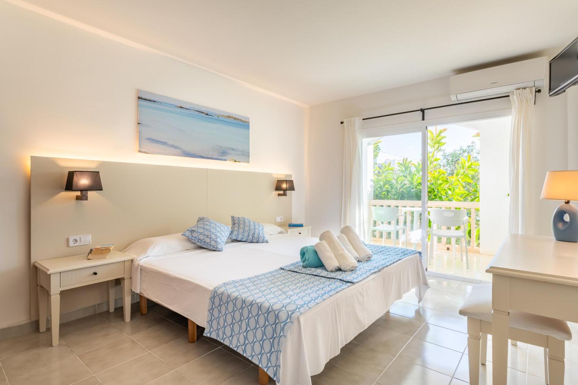 Hotel Martorell By Mhr Colonia de Sant Jordi Exterior foto