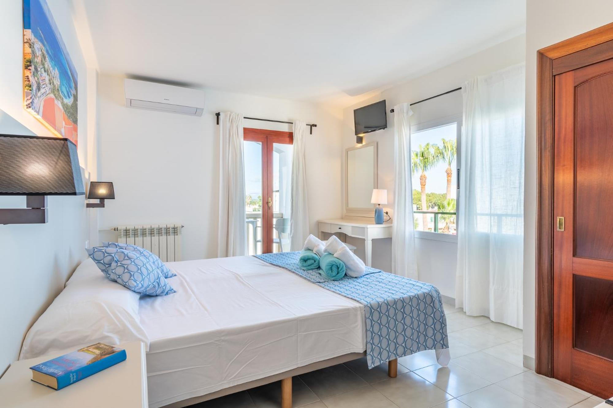 Hotel Martorell By Mhr Colonia de Sant Jordi Exterior foto